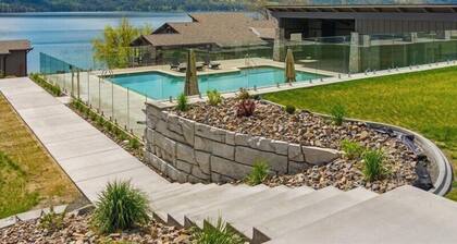 Luxury at the Lake- Yacinde F5