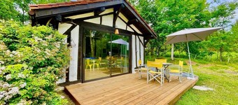 Little Landes house in the heart of the forest