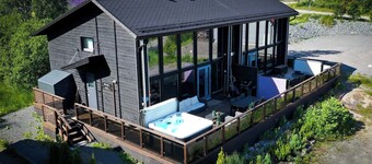 Villa Halla 1&2 – Both sides, HimosYkkösen alue