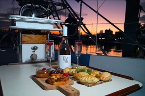 Food and drink - Welcome to Your floating home-away-from-home: Calm, Cozy, and Unforgettable (Miami)