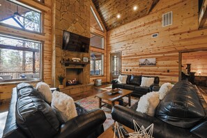 TV connectée, cheminée, baby-foot