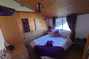 Stuga | 3 sovrum, gratis wi-fi och sÀngklÀder