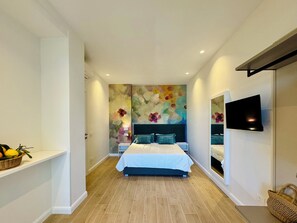 Free WiFi - YourHome - Il Pino Rooms & Apartment (Meta)