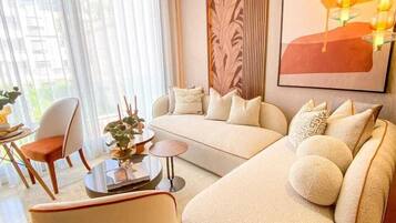 Smart TV, Netflix, películas con cargo, servicios de streaming