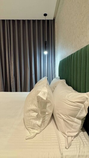 Deluxe Condo | 1 bedroom, premium bedding, pillowtop beds, iron/ironing board - UNO CAPITAL (Casablanca)
