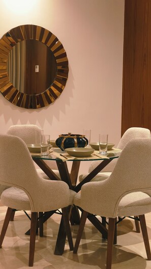 Deluxe Condo | Living area | 40-inch Smart TV with satellite channels, Netflix, pay movies - UNO CAPITAL (Casablanca)