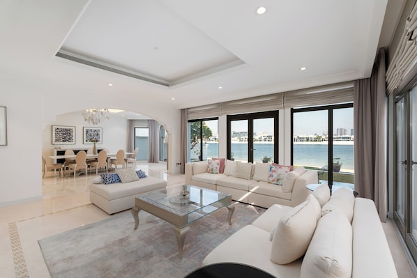 Exclusive Villa, 5 Bedrooms, Private Pool, Beach View | Living area - Exclusive Palm Villa - Mint Stay (Dubai)