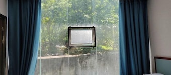 Asbestos Jiayi Hotel