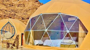 Room, 1 Bedroom, Accessible, Smoking | 1 bedroom
