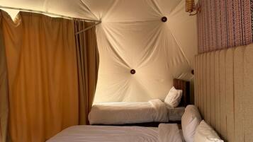 Room, 1 Bedroom, Accessible, Smoking | 1 bedroom