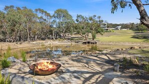 Property grounds - Janacwal – Where Escape Meets Adventure on the Surf Coast (Bells Beach)