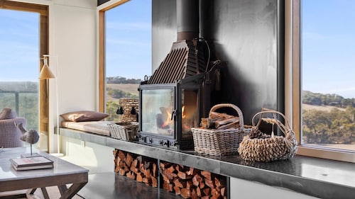 Janacwal – Where Escape Meets Adventure on the Surf Coast