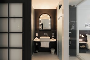 Lovely | Bathroom | Shower, rainfall showerhead, free toiletries, hair dryer