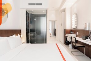 Cosy | 高級寢具、房內夾萬、手提電腦工作空間、遮光窗簾/窗簾