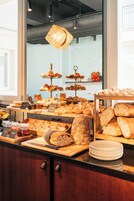 Dagelijks ontbijtbuffet (EUR 22 per persoon)