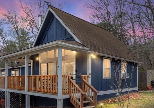 Blue Bear 4Bed Room Cabin