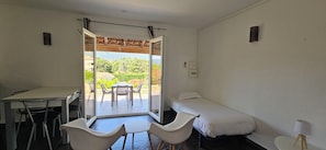 1 bedroom, free WiFi, bed sheets - Studio Dolce Vita B2 with pool and terrace (Propriano)