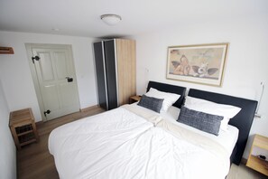 2 bedrooms, WiFi, bed sheets - Haart and Soul Guesthouse - Saar (Piesport)