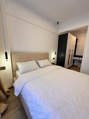 1 chambre, fer et planche à repasser, Wi-Fi, draps fournis