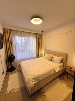 1 bedroom, iron/ironing board, WiFi, bed sheets - Chic 1-bedroom apartment with Rooftop pool in vibrant Nairobi (Nairobi)