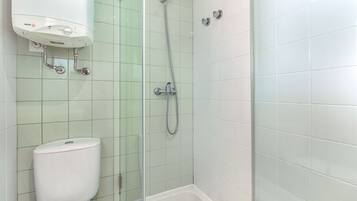 Apartamento básico, 2 quartos, para não fumantes, cozinha americana | Banheiro