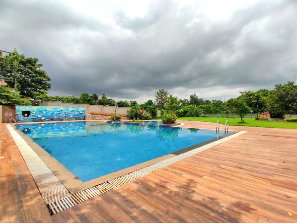 Piscina a l'aire lliure