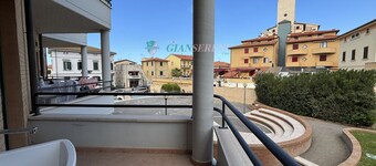 Central area close to the beach-Rif. Palme