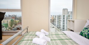 2 bedrooms, WiFi, bed sheets