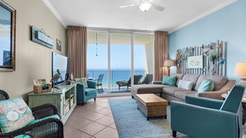 Condo, Multiple Beds, Balcony, Ocean View (Palazzo 806) | Living area | 42-inch flat-screen TV with digital channels