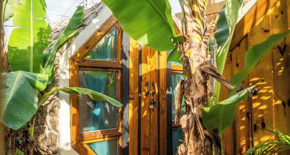 Octagon Cave Home by the Beach!