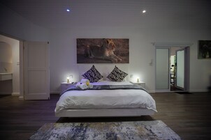 家庭四人房, 无烟房 | 高档床上用品、Select Comfort 床、  特色装修、熨斗/熨板