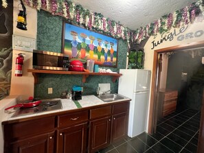 Fridge, microwave, stovetop, coffee/tea maker
