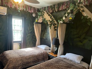 1 habitación y caja de seguridad en la habitación 