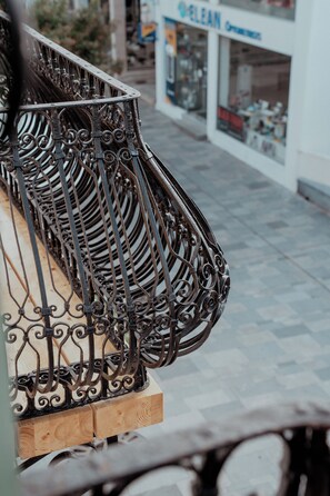 Balcony view - Kentrikon 1924 Boutique Hotel Old Town (Paphos)