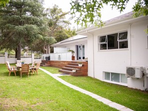 Exterior - TheLab Backpackers (Franschhoek)