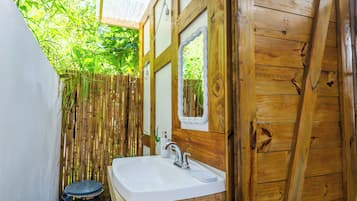 Towels, soap, toilet paper