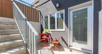 Cozy & Convenient · 2 Mins from SkyTrain · Central Location