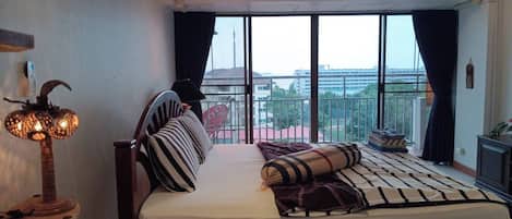 Apartment, 1 Bedroom, Smoking | 1 bedroom