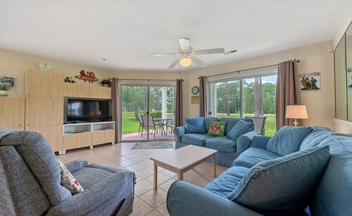 NEW! Relax, Beach, Golf, Shop, Repeat