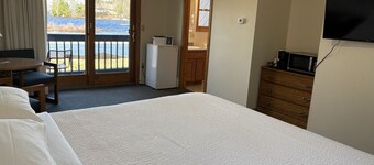 Juniper Motel*Double Queen*RM19*Dock*ATV Access*Waterfront*Pet Friendly*Boat Rentals