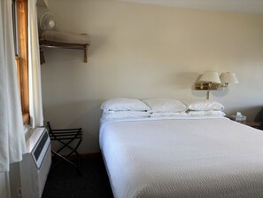 1 bedroom, desk, travel crib, free WiFi
