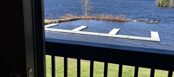 Juniper Motel -Waterfront- King Bed