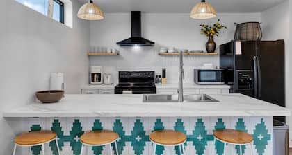 Bright and Relaxing 2-bedroom house with AC, WiFi in Missoula