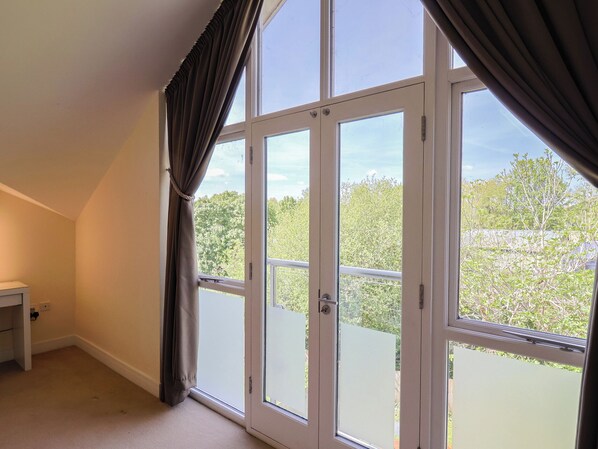 كوخ | المنشأة من الداخل