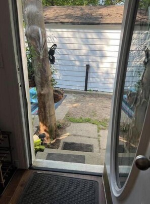 Interior - The perfect spot/beachfront cozy cottage (Wasaga Beach)
