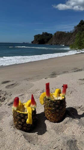 Tropical Perfection, Includes Kayak, Snorkel, Beach Gear, Walk To The Beach