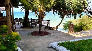 Traditional Room | Beach/ocean view
