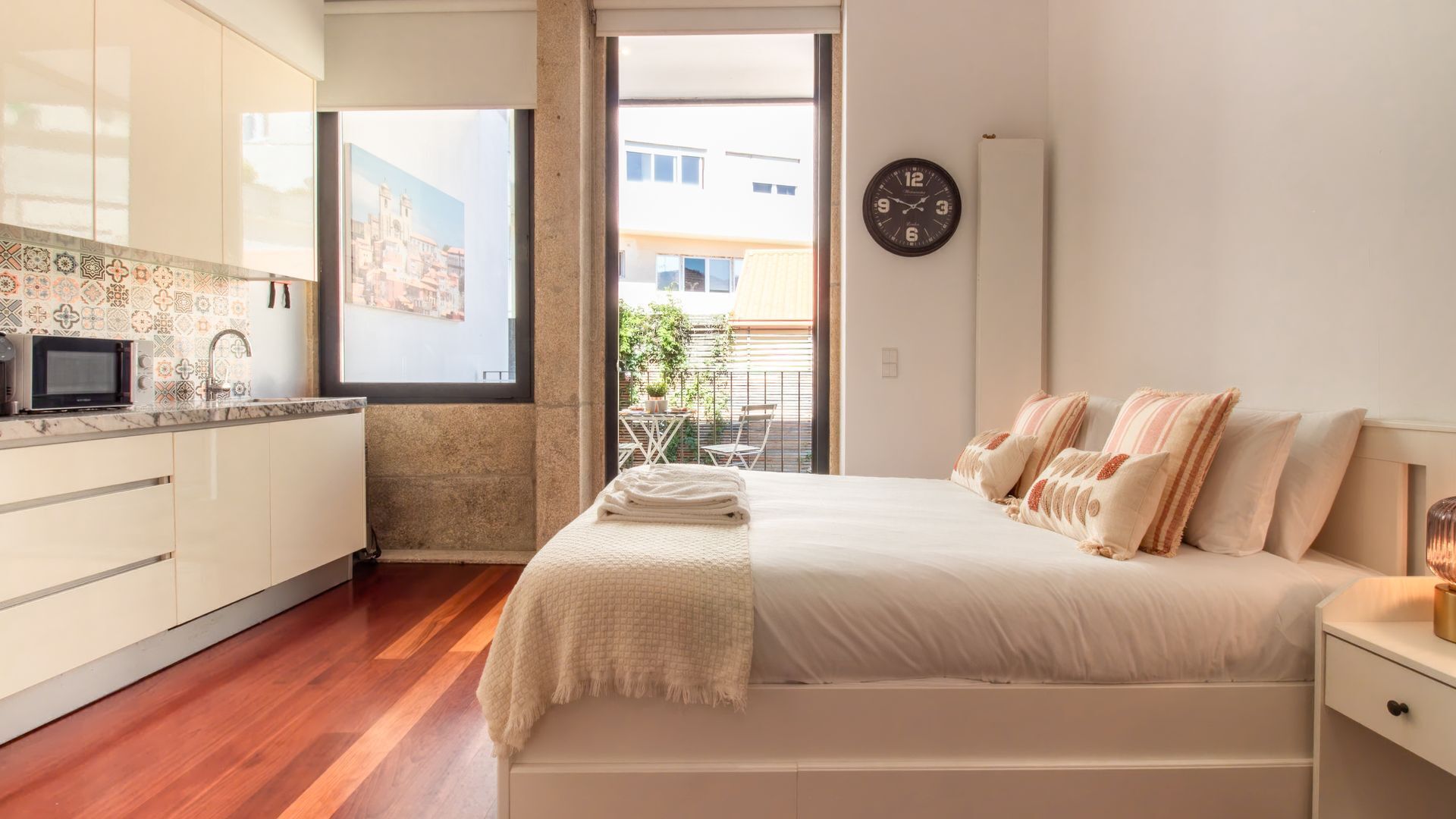 Strykejern/-brett, wi-fi (inkludert) og sengetøy