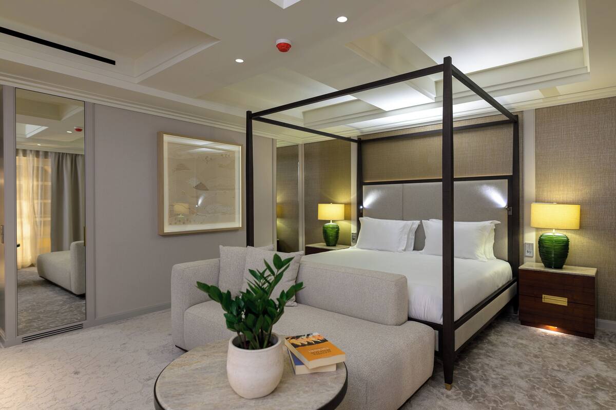 Minibar, in-room safe, desk, blackout drapes