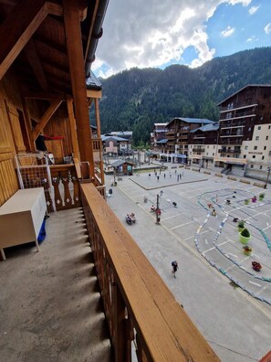 Property grounds - 30m from ski slopes, 4th floor, balcony, tv, ski locker, 23m², Valfréjus (Valfréjus)